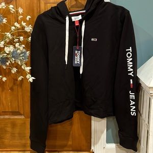 Tommy Hilfiger black crop hooded sweatshirt size L. New with tag on